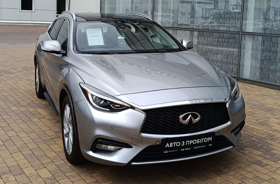INFINITI QX30