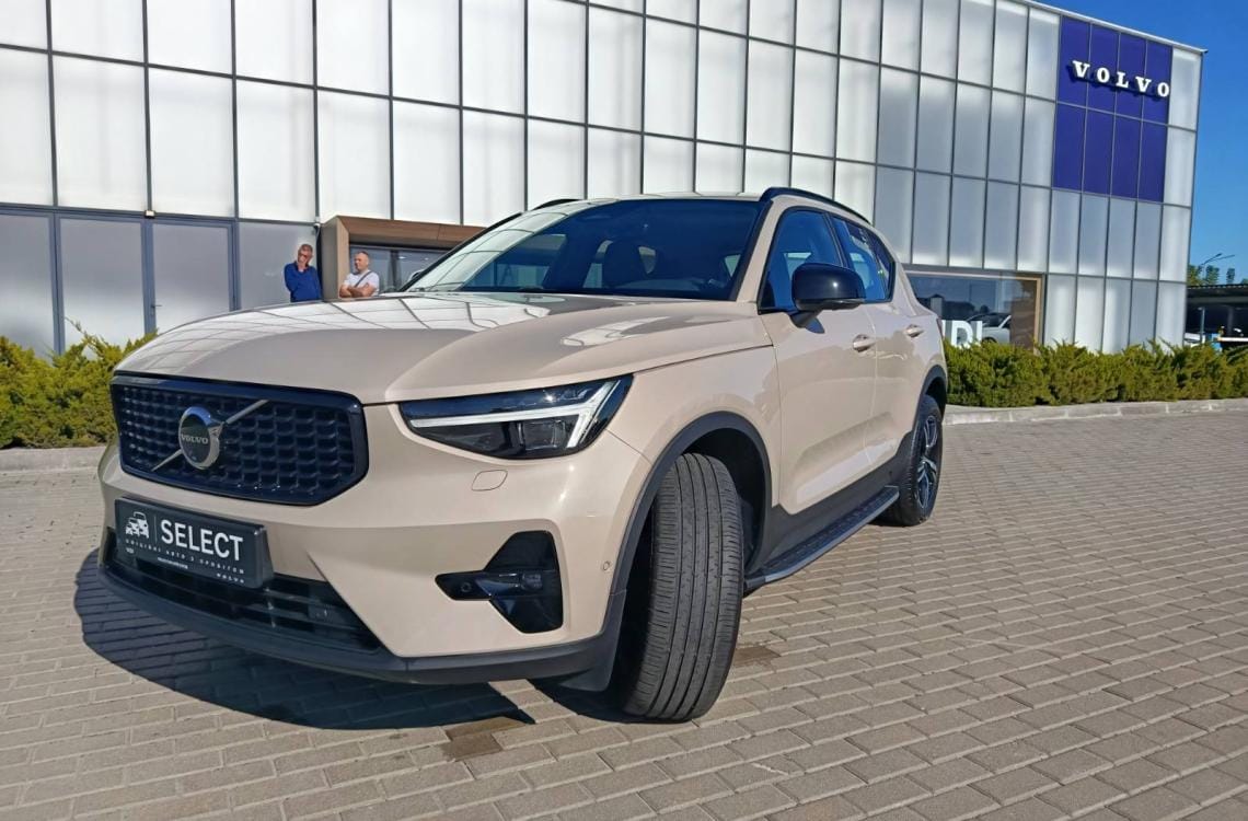 Volvo XC40