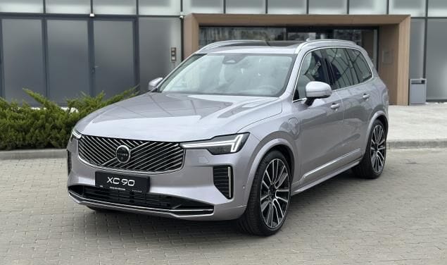 Volvo XC90 Plug-in Hybrid Ultra Bright 2026