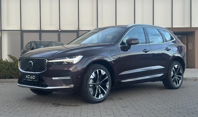 Volvo XC60 Plug-in Hybrid Ultra Bright