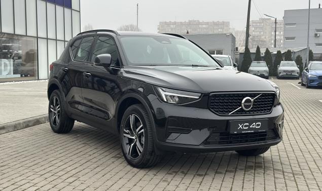 Volvo XC40 Dark Plus
