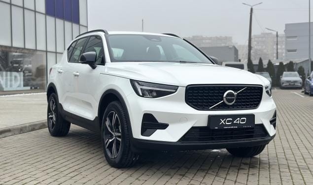Volvo XC40 Dark Plus