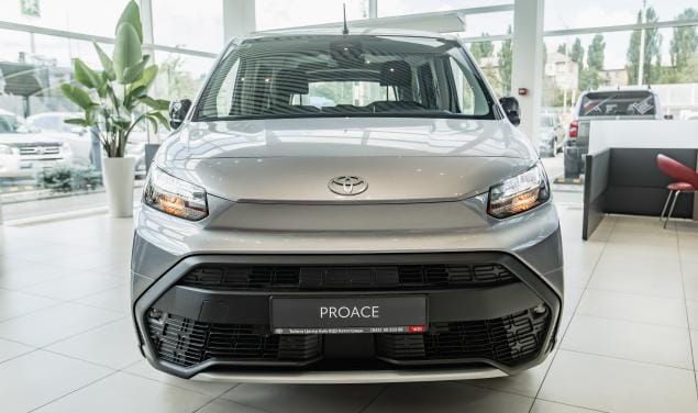 Toyota PROACE CITY VERSO Shuttle