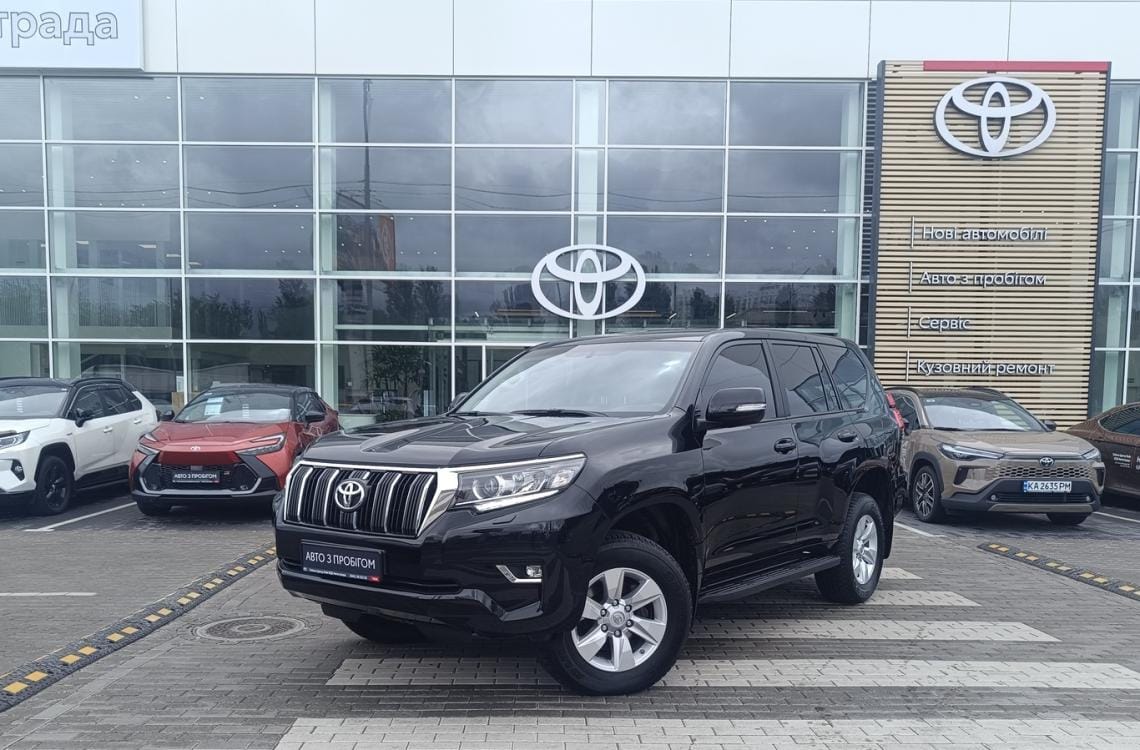 Toyota LAND CRUISER PRADO