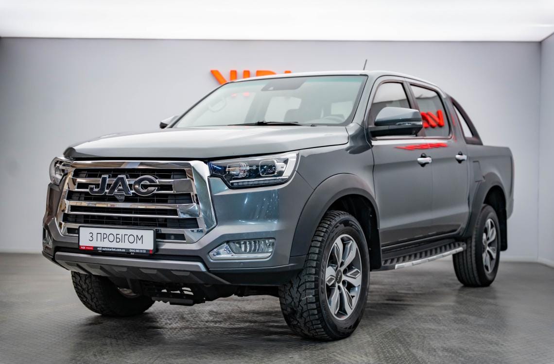 Jac T8