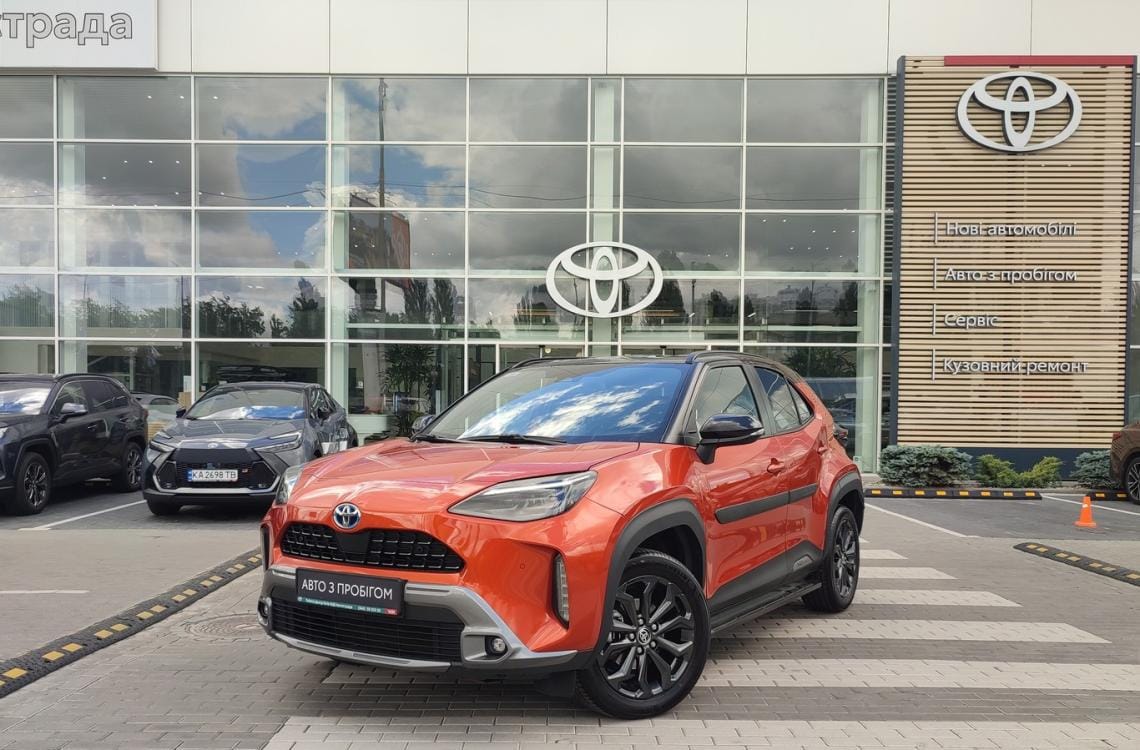 Toyota YARIS CROSS