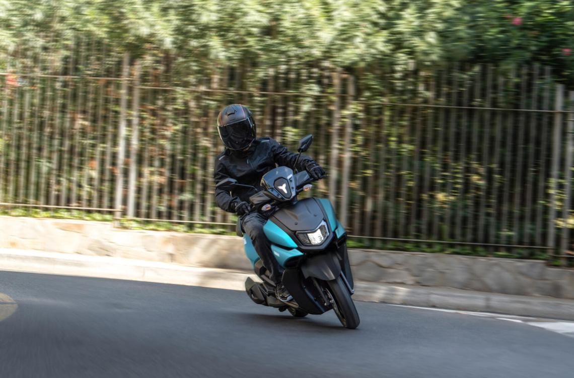Yamaha RayZR