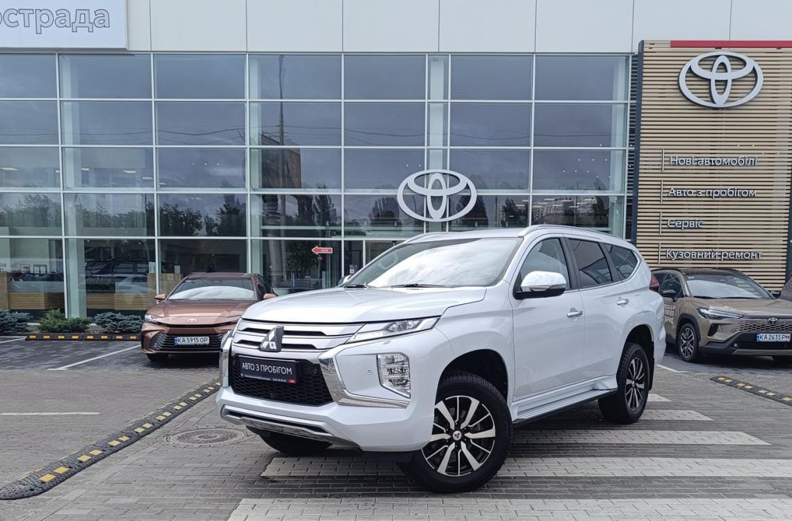 Mitsubishi Pajero Sport
