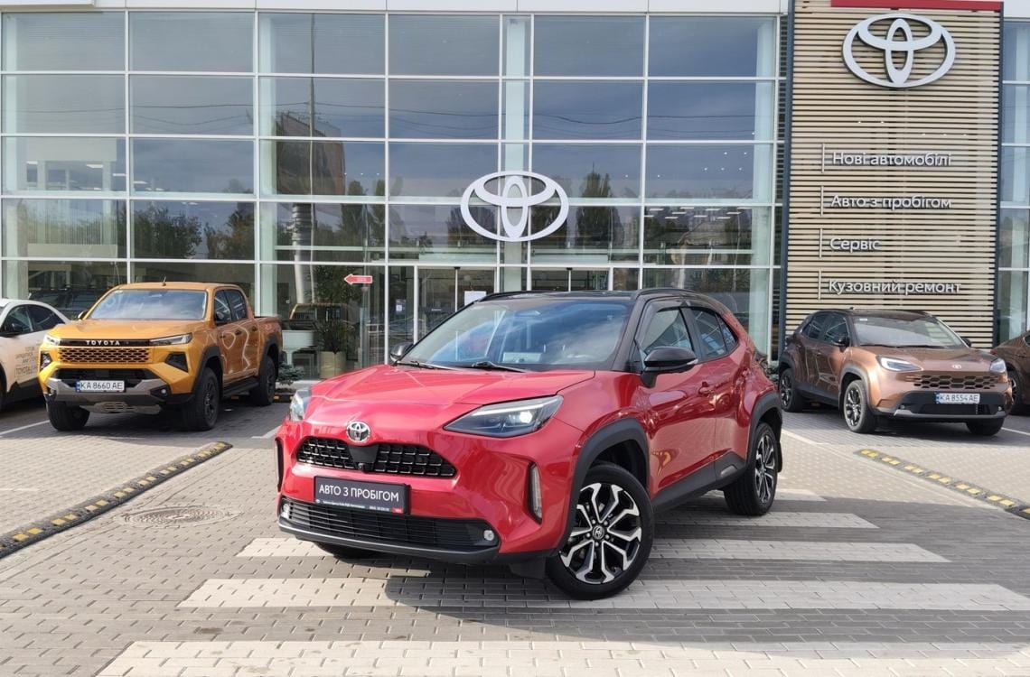 Toyota YARIS CROSS
