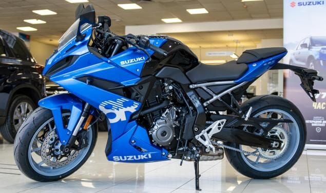 Suzuki GSX-8R SUZUKI GSX-8R